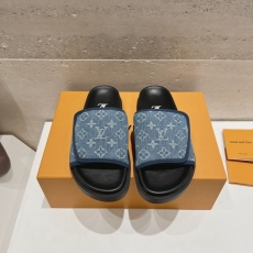 Louis Vuitton Slippers